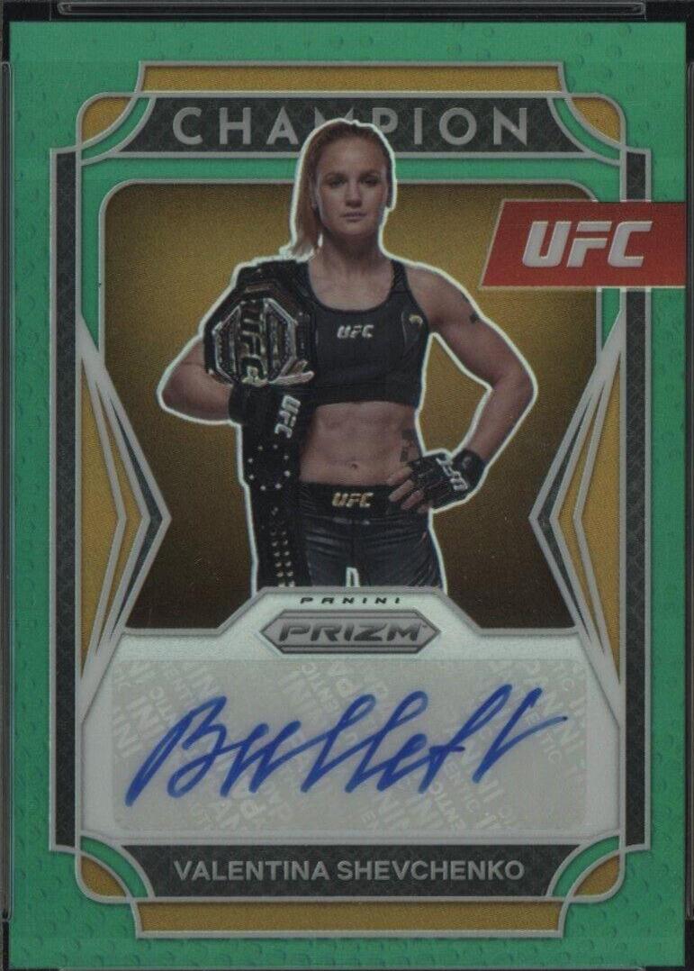 Valentina Shevchenko 2022 Panini Prizm UFC Champion Signatures #9 Green