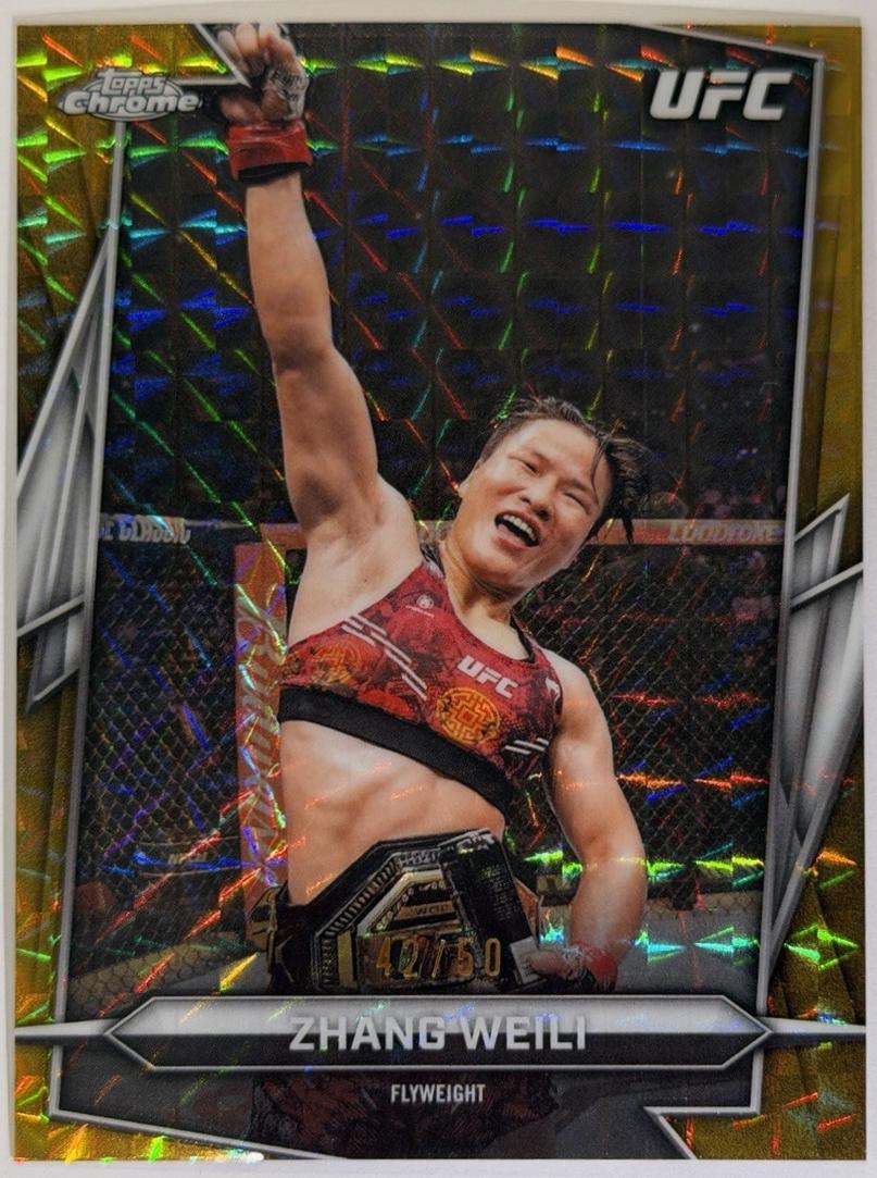 Zhang Weili 2026 Topps Chrome UFC Base #20 Gold Geometric Refractor