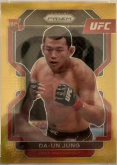 Da Un Jung 2022 Panini Prizm UFC Base #151 Gold