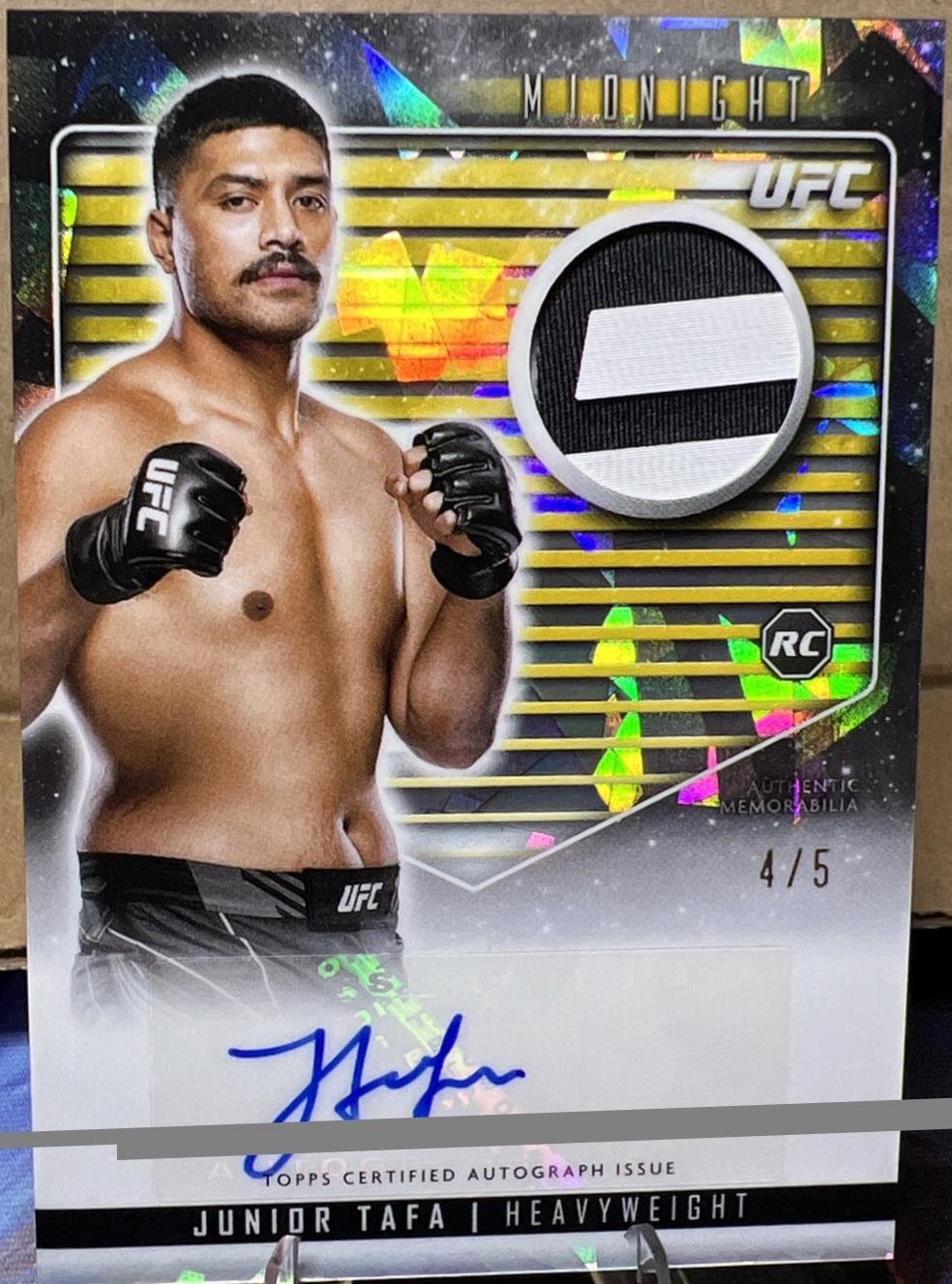 Junior Tafa 2024 Topps Midnight UFC Relic Autographs #RCA-JTA Daybreak
