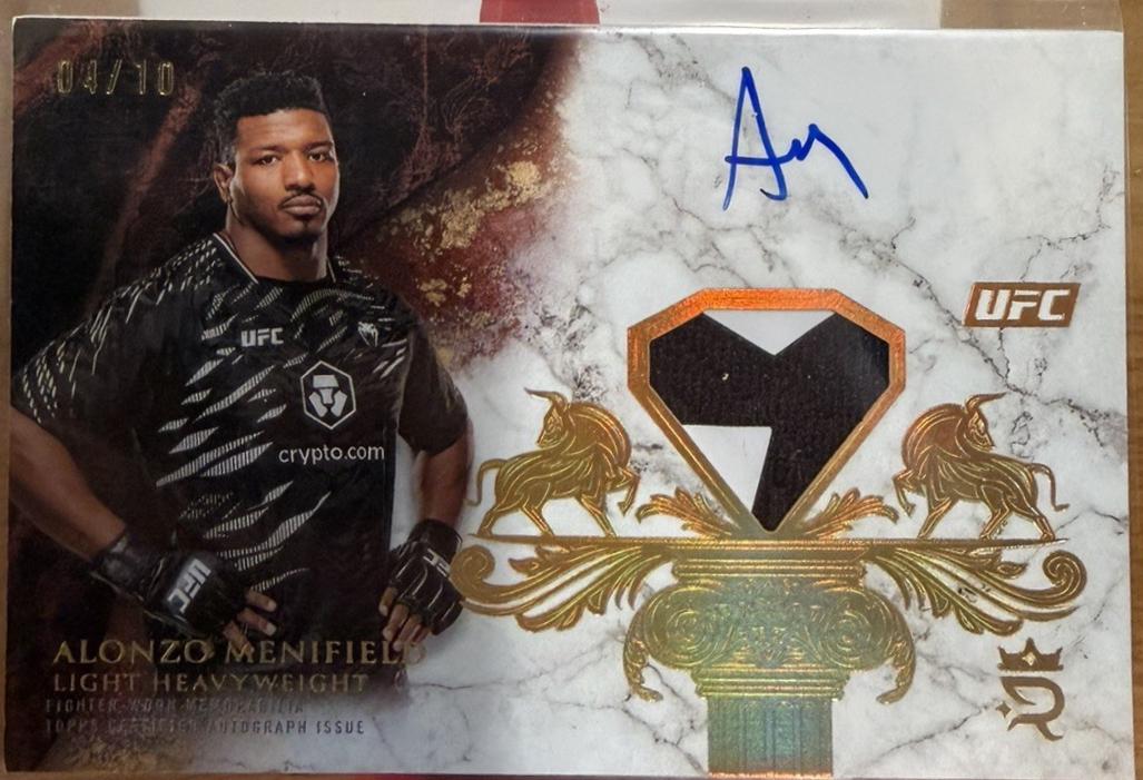 Alonzo Menifield 2025 Topps Royalty UFC Royalty Relic Signatures #RYR-AM Platinum