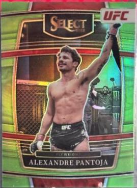 Alexandre Pantoja 2022 Panini Select UFC Concourse #94 Neon Green