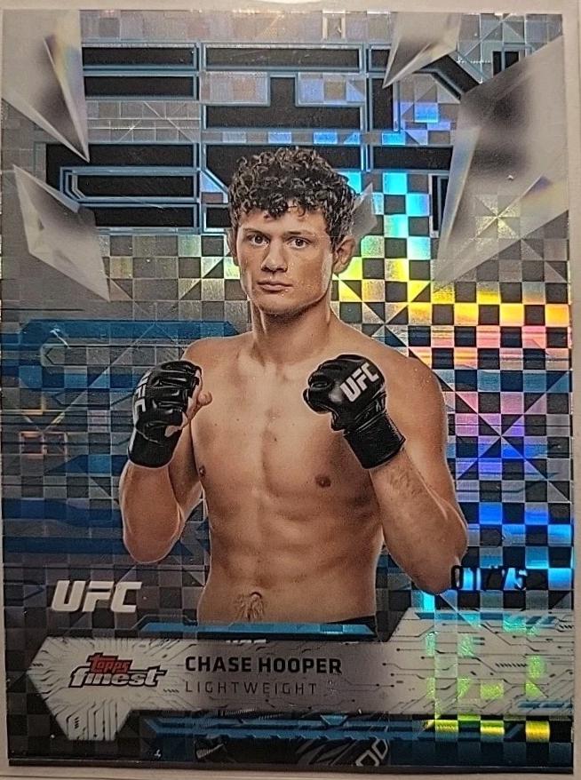 Chase Hooper 2025 Topps Finest UFC Base Uncommon #111 Blue Checkerboard Refractor