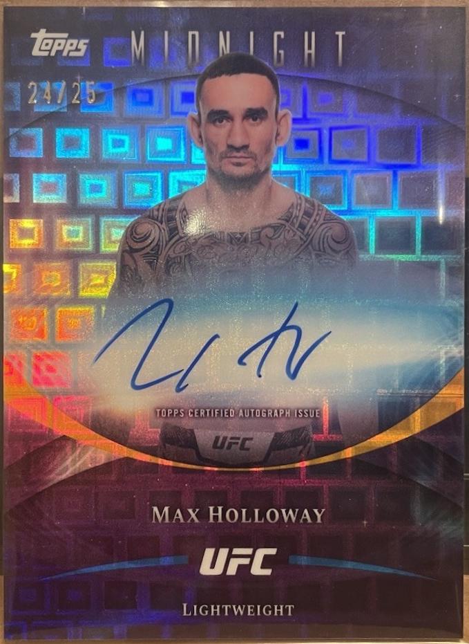 Max Holloway 2026 Topps Midnight UFC Base Autographs #BAV-MH Moonrise
