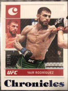 Yair Rodríguez 2022 Panini Chronicles UFC Base Chronicles #4 Blue