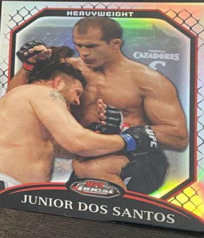 Junior Dos Santos 2011 Topps Finest UFC Base #47 Refractor