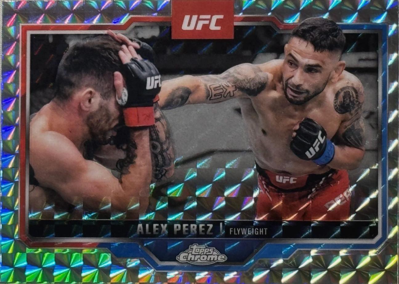 Alex Perez 2025 Topps Chrome UFC Base #60 Geometric Refractor