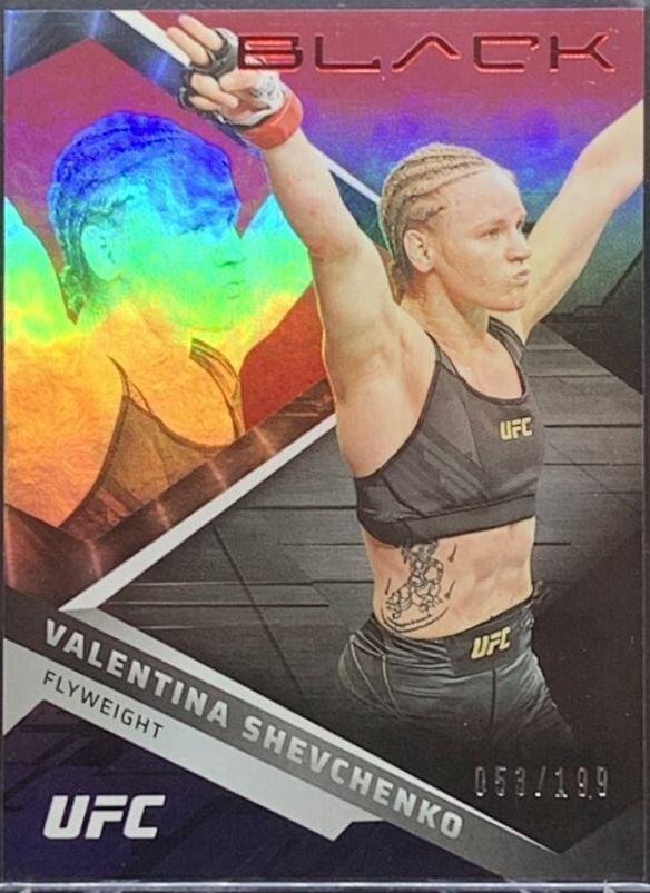 Valentina Shevchenko 2022 Panini Chronicles UFC Base Black #206 Red