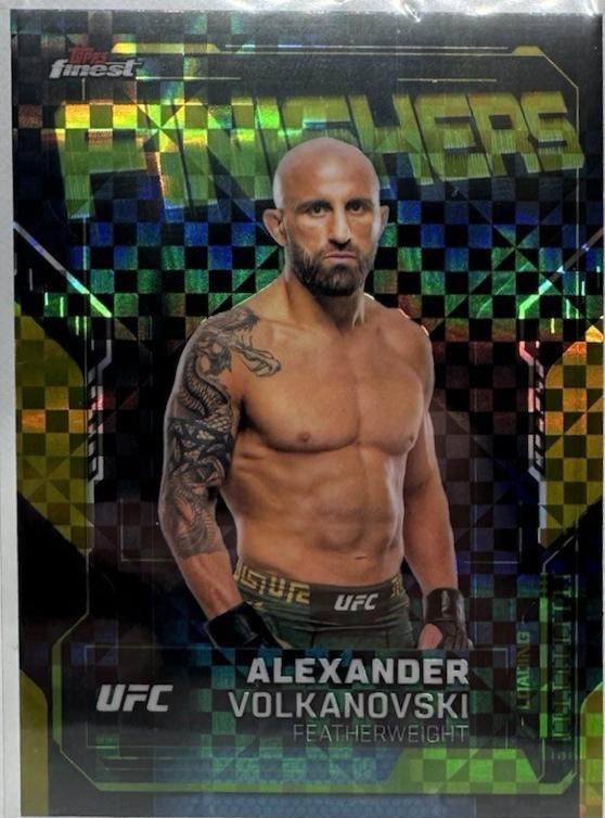 Alexander Volkanovski 2025 Topps Finest UFC Finishers #FN-6 Checkerboard Refractor