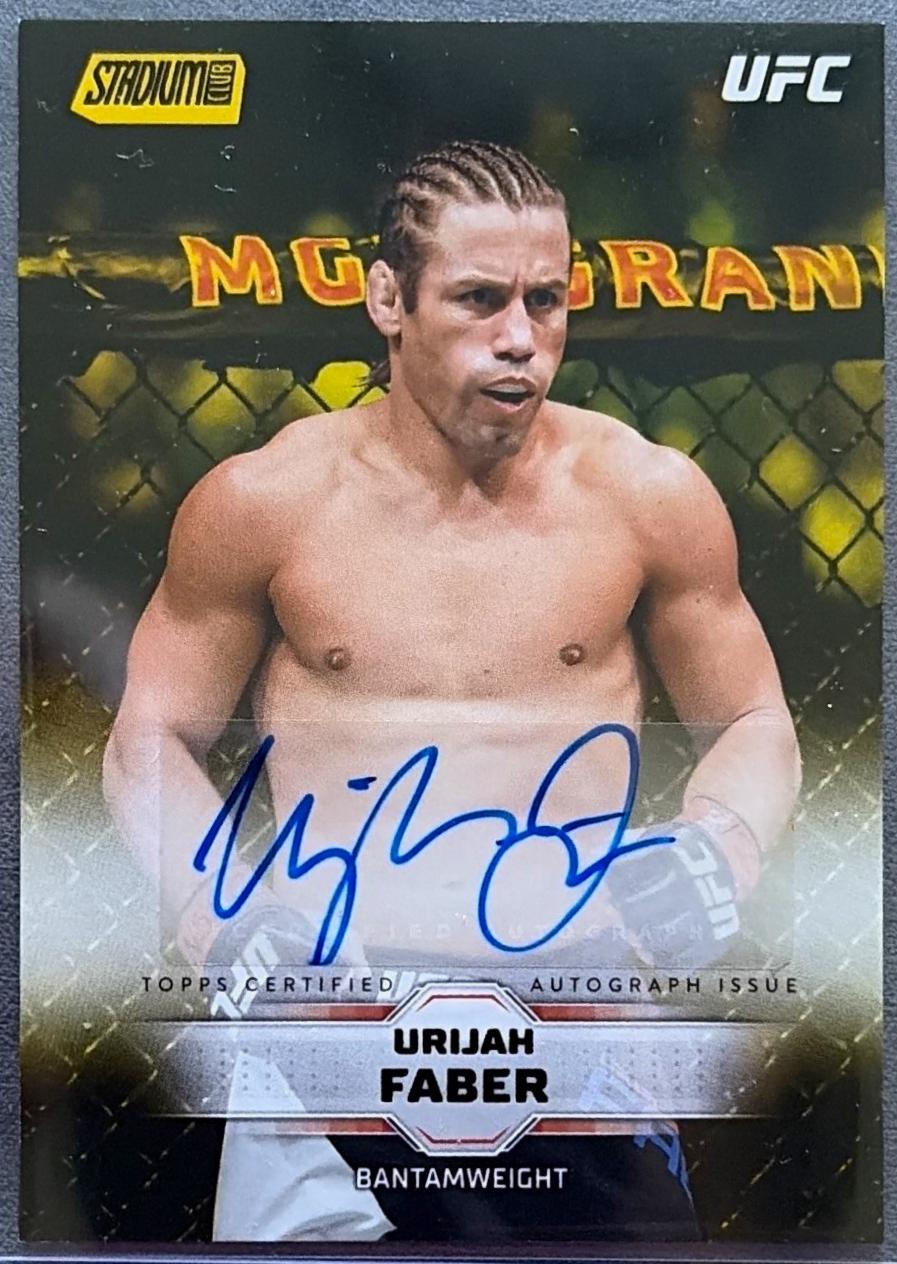 Urijah Faber 2026 Topps Stadium Club UFC Base Autographs #BAV-UFR Rainbow Foilboard