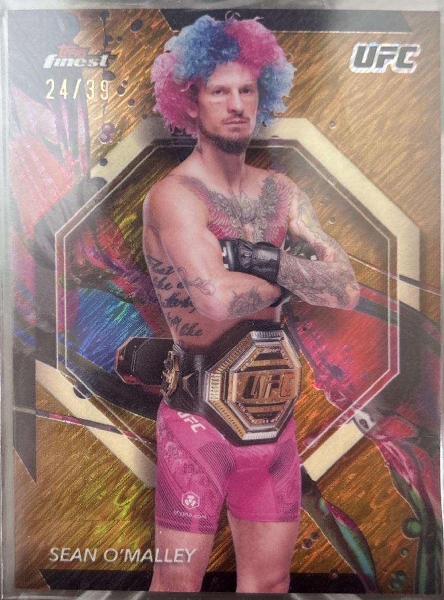 Sean O'Malley 2024 Topps Finest UFC Base Rare #226 Gold Shimmer Refractor