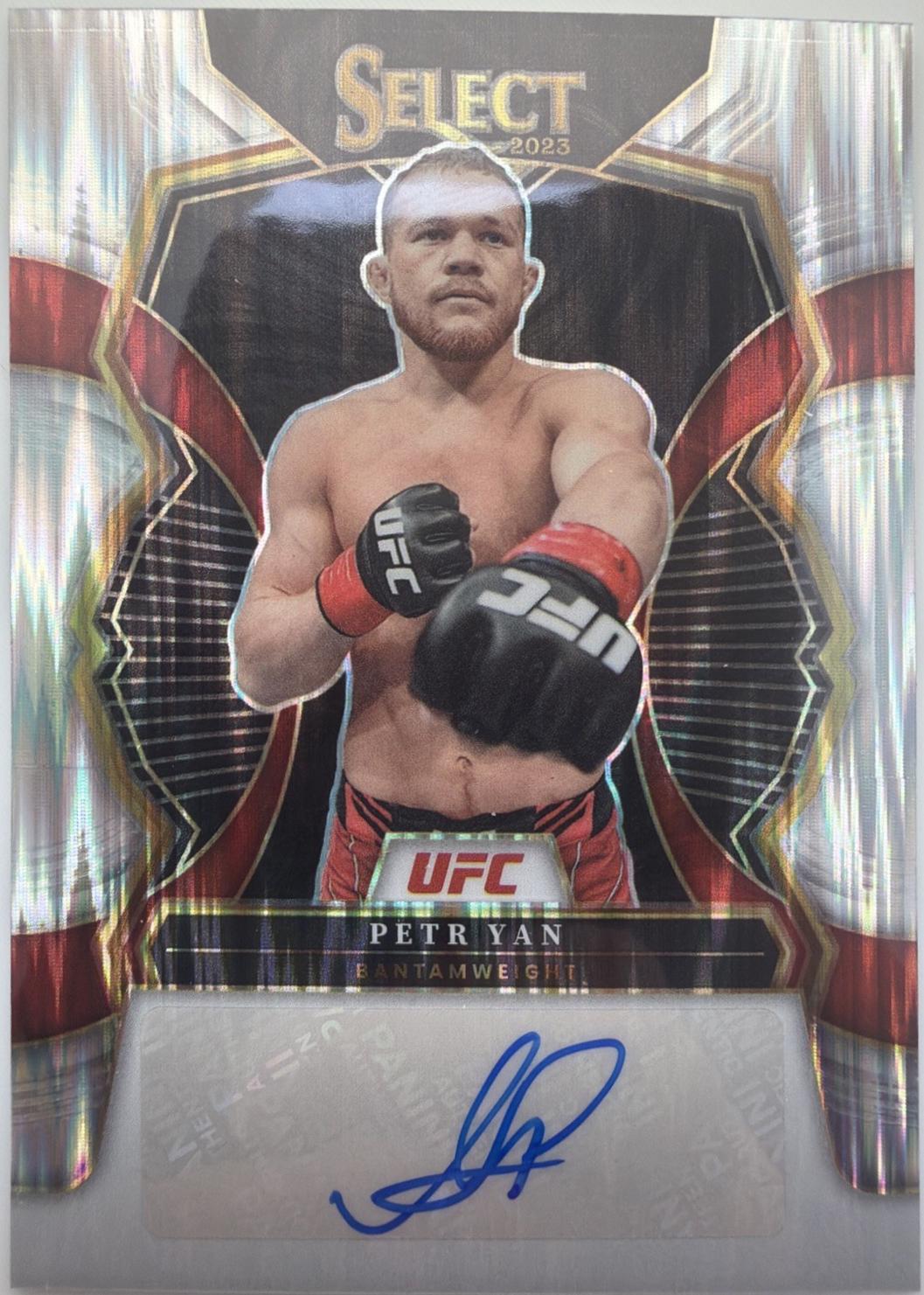 Petr Yan 2023 Panini Select UFC Signatures #27 Flash