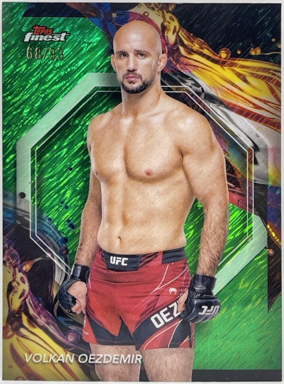 Volkan Oezdemir 2024 Topps Finest UFC Base Uncommon #125 Green Shimmer Refractor