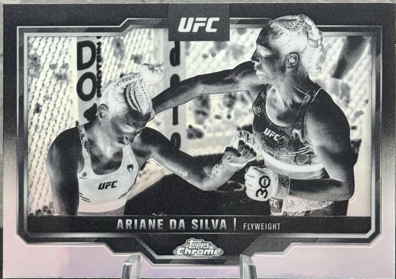 Ariane da Silva 2025 Topps Chrome UFC Base #165 Negative Refractor