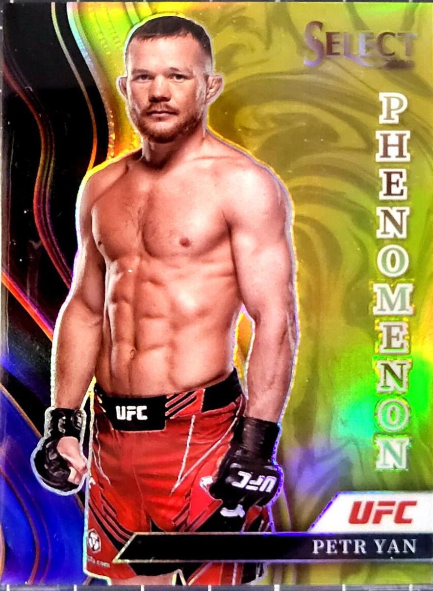 Petr Yan 2022 Panini Select UFC Phenomenon #12 Gold
