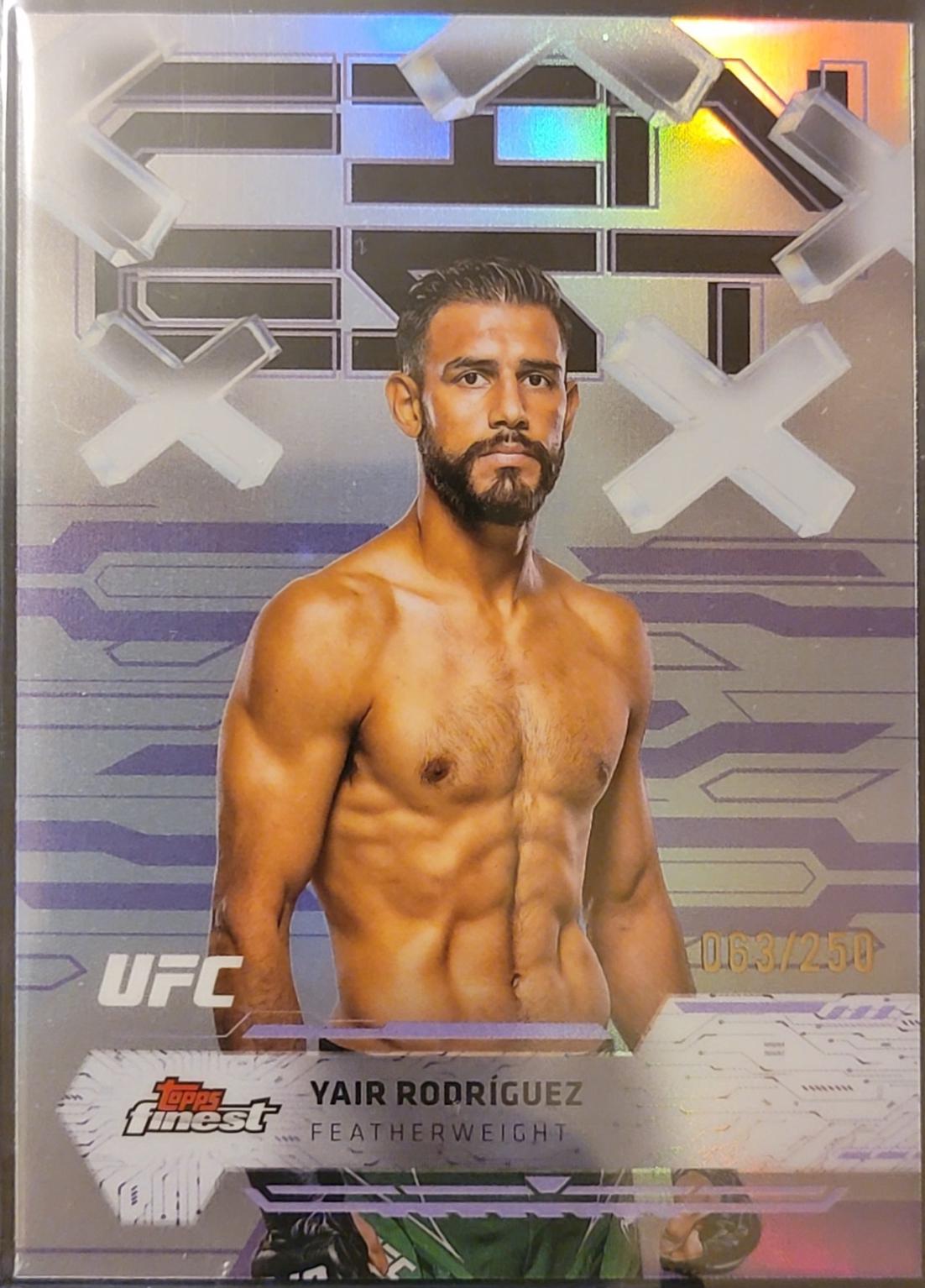 Yair Rodríguez 2025 Topps Finest UFC Base Common #34 Purple Refractor