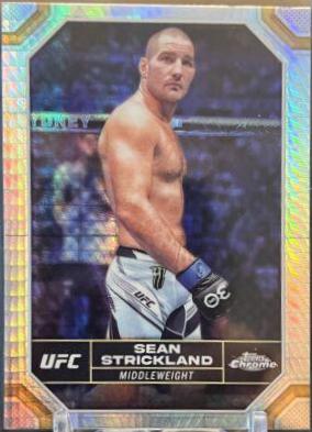 Sean Strickland 2024 Topps Chrome UFC Base #174 Prism Refractor