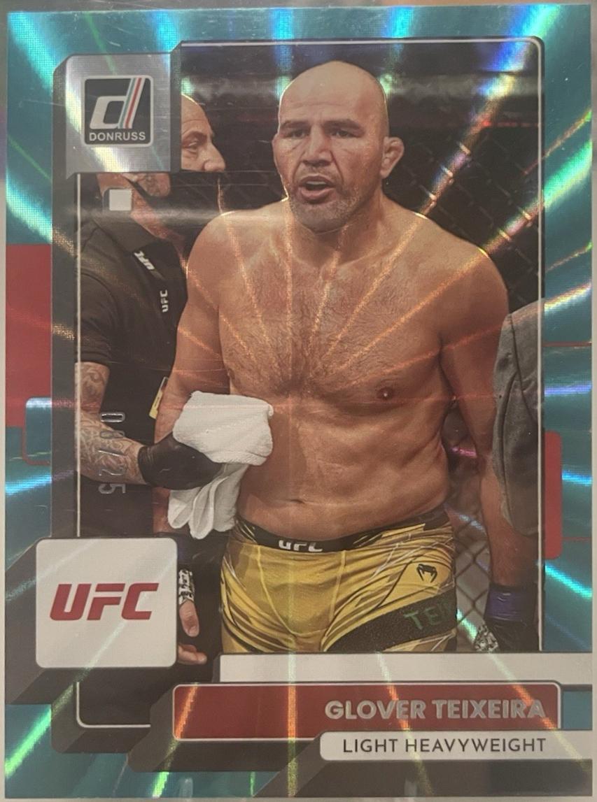 Glover Teixeira 2023 Panini Donruss UFC Base #32 Teal Laser