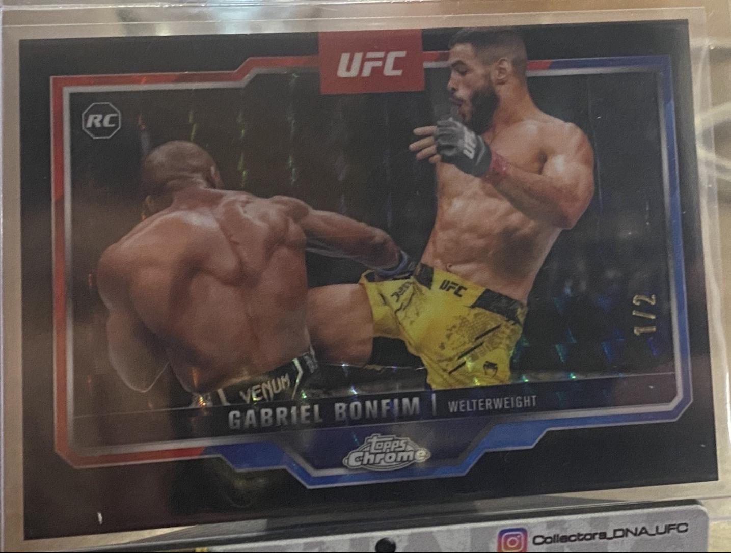 Gabriel Bonfim 2025 Topps Chrome UFC Base #26 Black Geometric Refractor