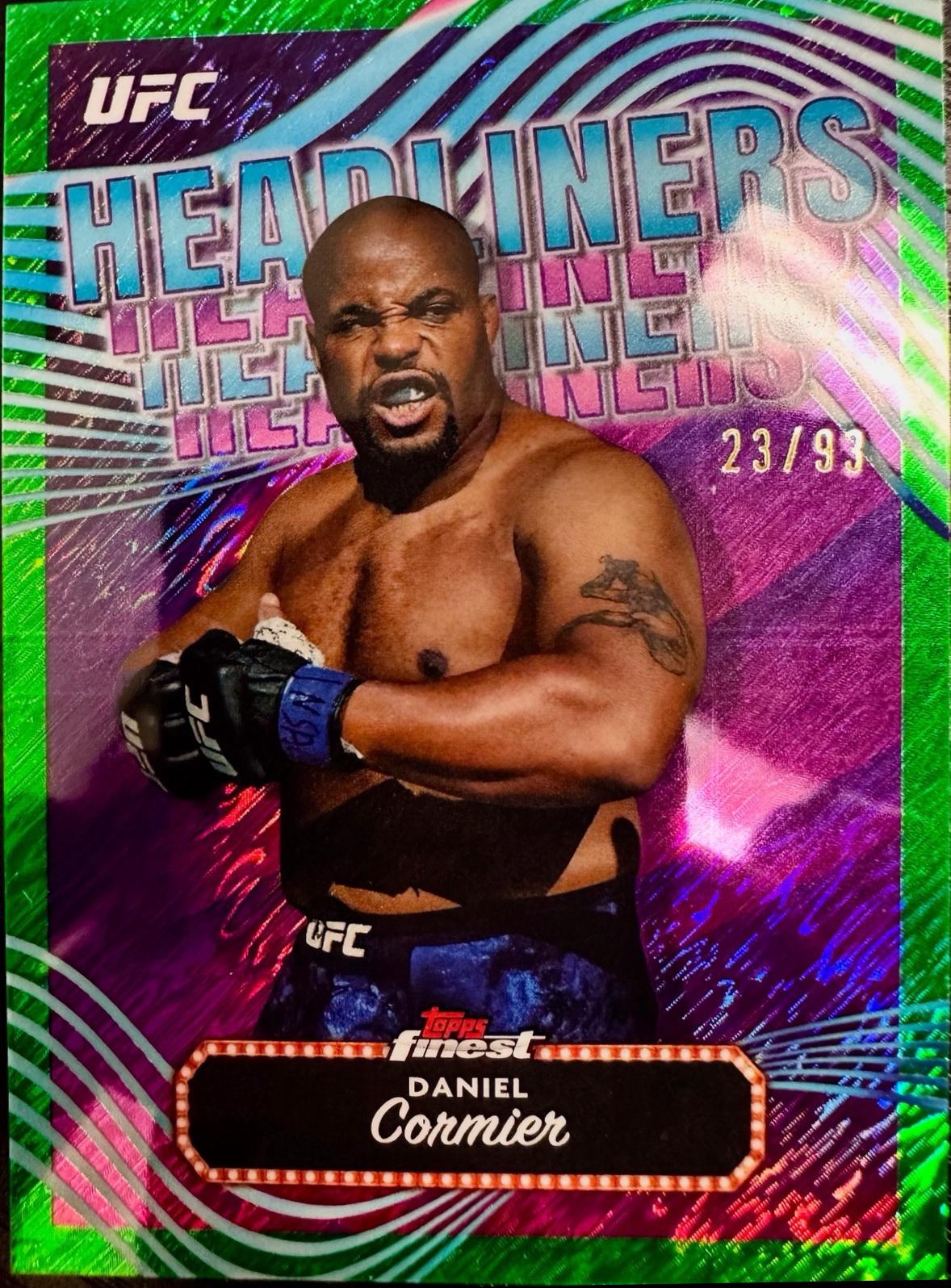 Daniel Cormier 2024 Topps Finest UFC Headliners #HDL-22 Green Shimmer Refractor