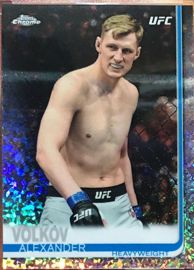 Alexander Volkov 2019 Topps Chrome UFC Base #45 Diamond Hot Box