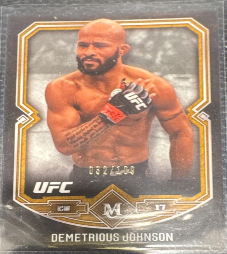 Demetrious Johnson 2017 Topps Museum Collection UFC Base #4 Copper