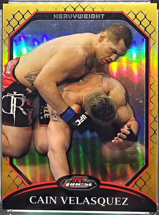 Cain Velasquez 2011 Topps Finest UFC Base #99 Gold Refractor