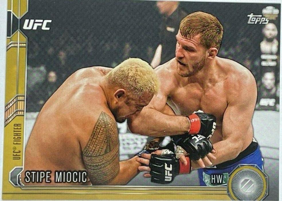 Stipe Miocic 2015 Topps UFC Chronicles Base #139 Gold