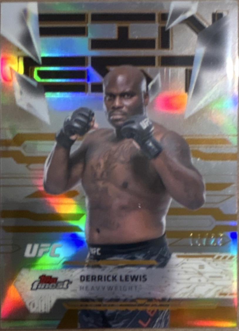 Derrick Lewis 2025 Topps Finest UFC Base Uncommon #190 Gold Refractor