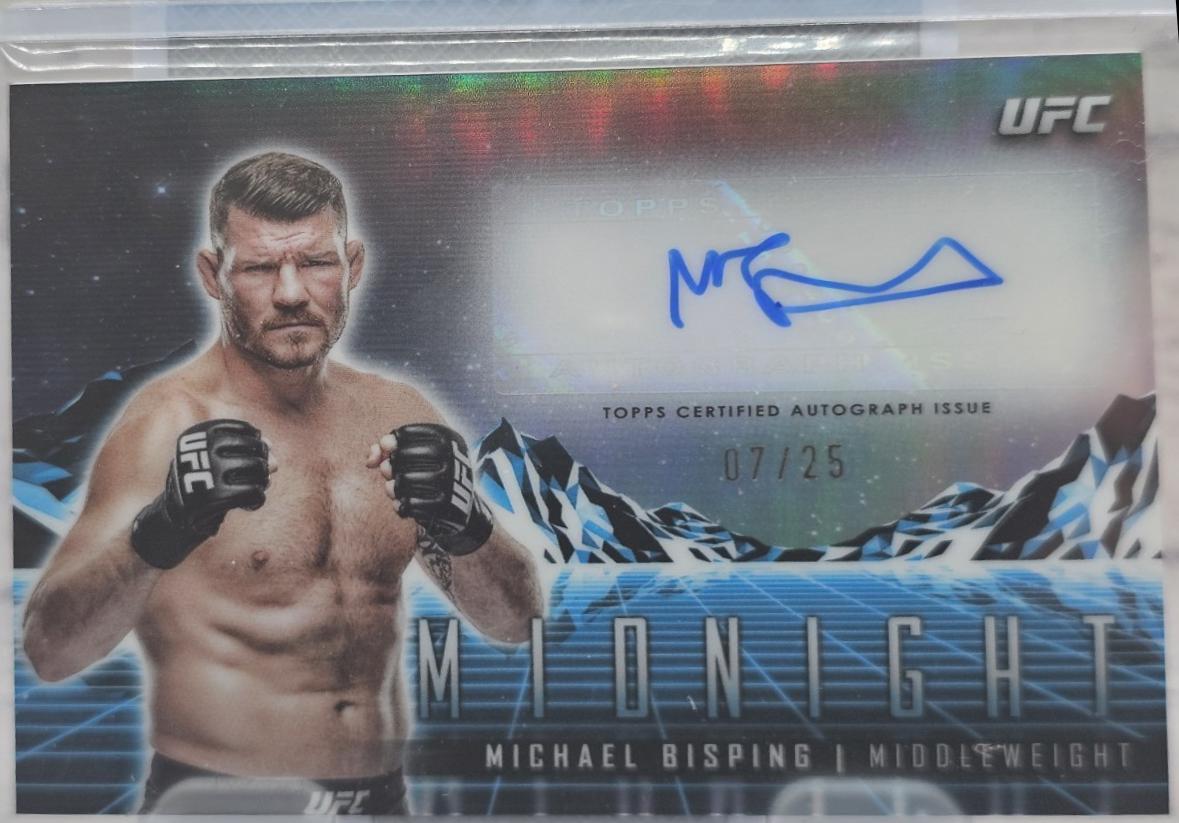 Michael Bisping 2024 Topps Midnight UFC Horizon Signatures #HS-MBG Midnight