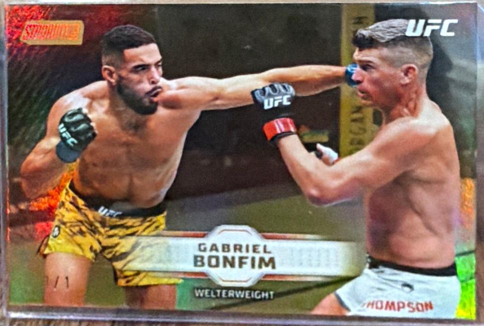 Gabriel Bonfim 2026 Topps Stadium Club UFC Base #102 Gold Rainbow Foilboard