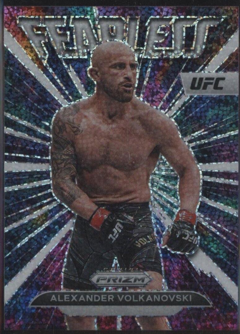 Alexander Volkanovski 2023 Panini Prizm UFC Fearless #7 White Sparkle