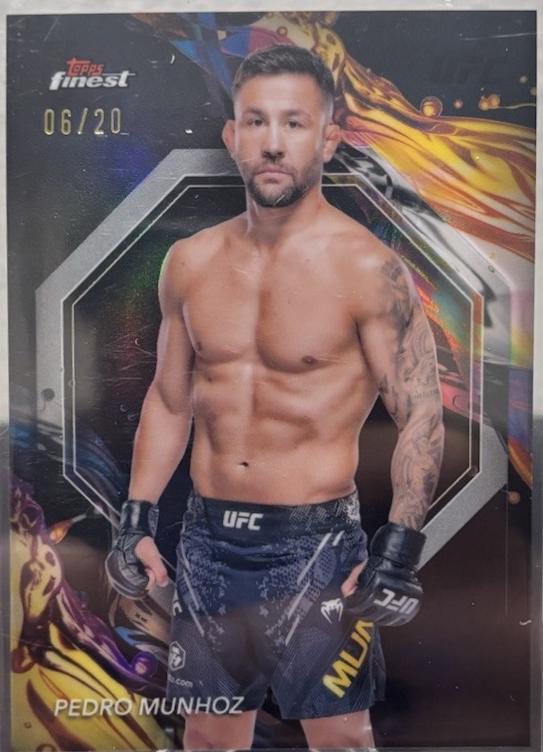 Pedro Munhoz 2024 Topps Finest UFC Base Uncommon #158 Black Refractor