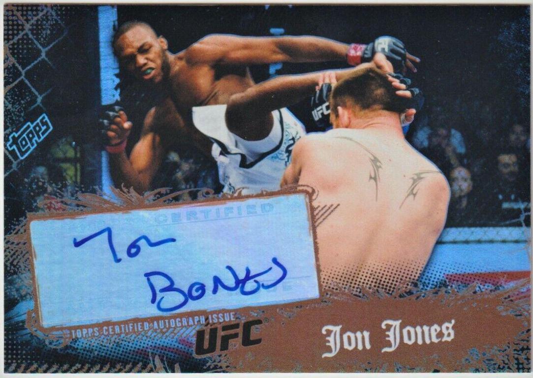 Jon Jones 2010 Topps UFC Main Event Fighter Autographs #16 Gold
