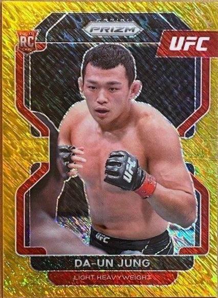 Da Un Jung 2022 Panini Prizm UFC Base #151 Gold Shimmer