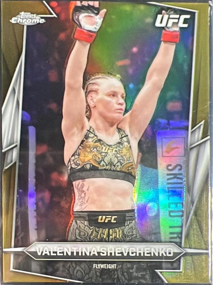 Valentina Shevchenko 2026 Topps Chrome UFC Base #3 Gold Refractor