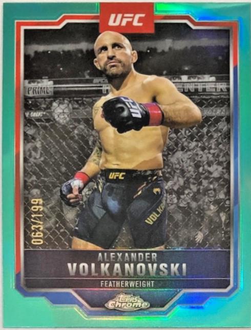 Alexander Volkanovski 2025 Topps Chrome UFC Base #18 Aqua Refractor