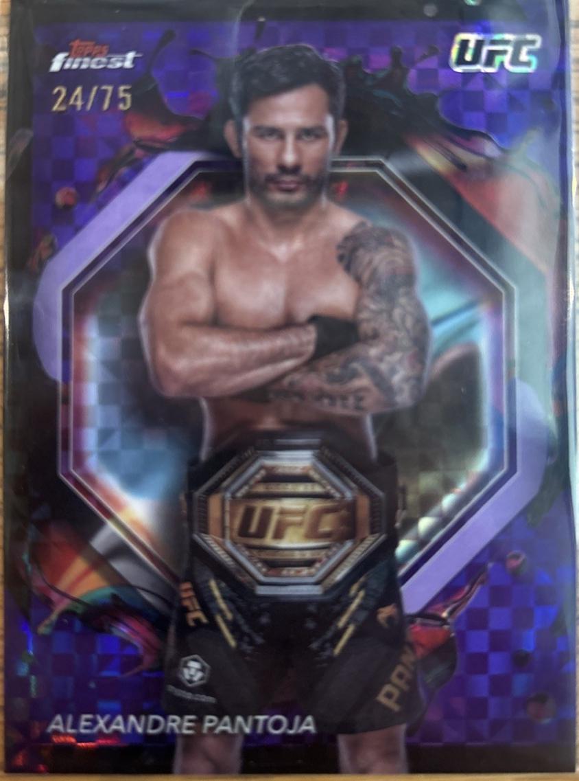 Alexandre Pantoja 2024 Topps Finest UFC Base Rare #262 Purple Checkerboard Refractor