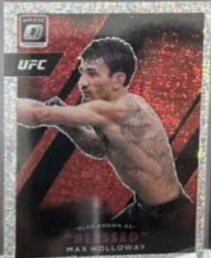 Max Holloway 2022 Panini Donruss Optic UFC Base #38 White Sparkle