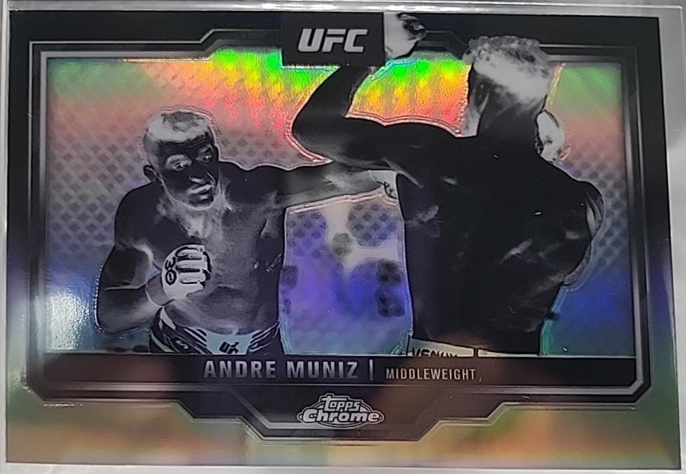 Andre Muniz 2025 Topps Chrome UFC Base #11 Negative Refractor