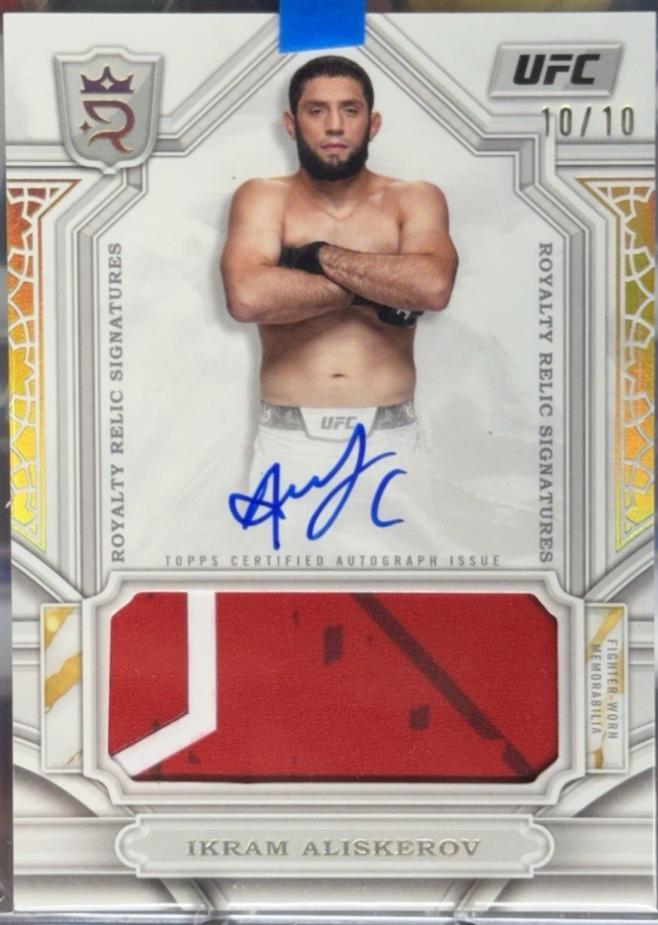 Ikram Aliskerov 2024 Topps Royalty UFC Royalty Relic Signatures #RYS-AGO Gold