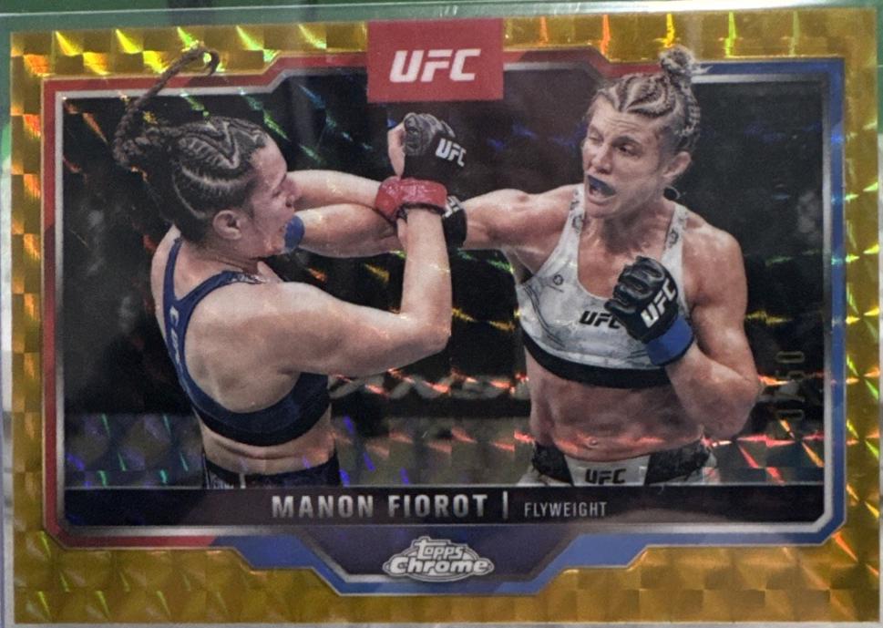 Manon Fiorot 2025 Topps Chrome UFC Base #92 Gold Geometric Refractor