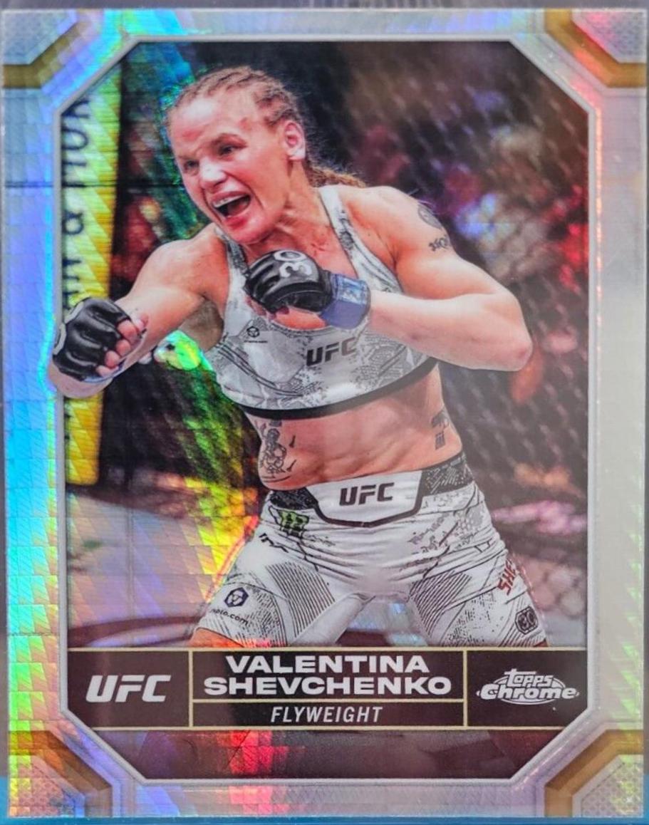 Valentina Shevchenko 2024 Topps Chrome UFC Base #190 Prism Refractor