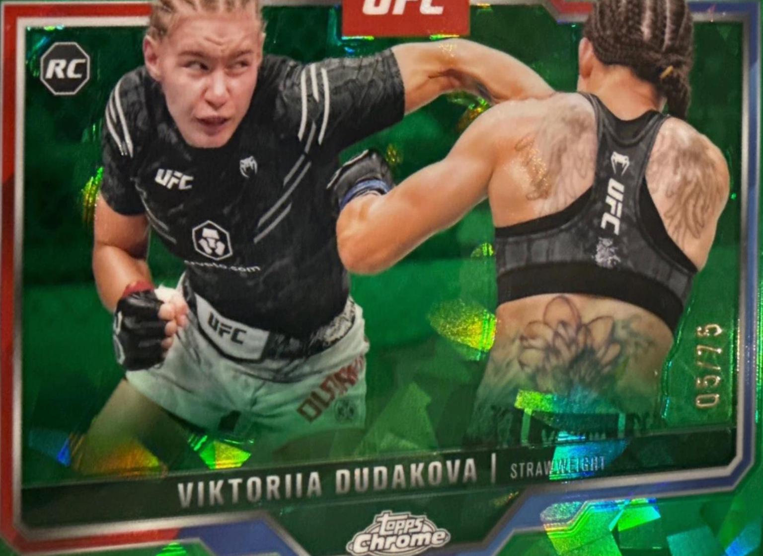 Viktoriia Dudakova 2025 Topps Chrome Sapphire UFC Base Sapphire #4 Green Sapphire