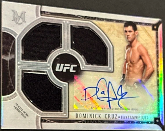 Dominick Cruz 2018 Topps UFC Museum Collection Single Athlete Signature Swatch Triple Relic Autographs #SSATR-DC