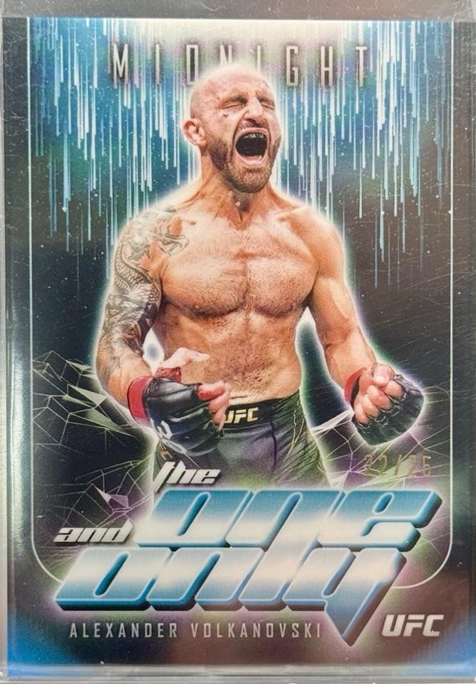 Alexander Volkanovski 2024 Topps Midnight UFC The One and Only #TO-8 Moonrise