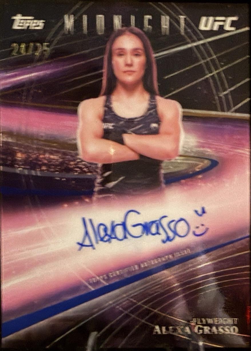 Alexa Grasso 2026 Topps Midnight UFC Horizon Signatures #HZS-AG Moonrise