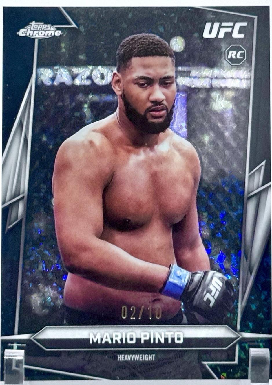 Mario Pinto 2026 Topps Chrome UFC Base #31 Black Mini Diamonds Refractor