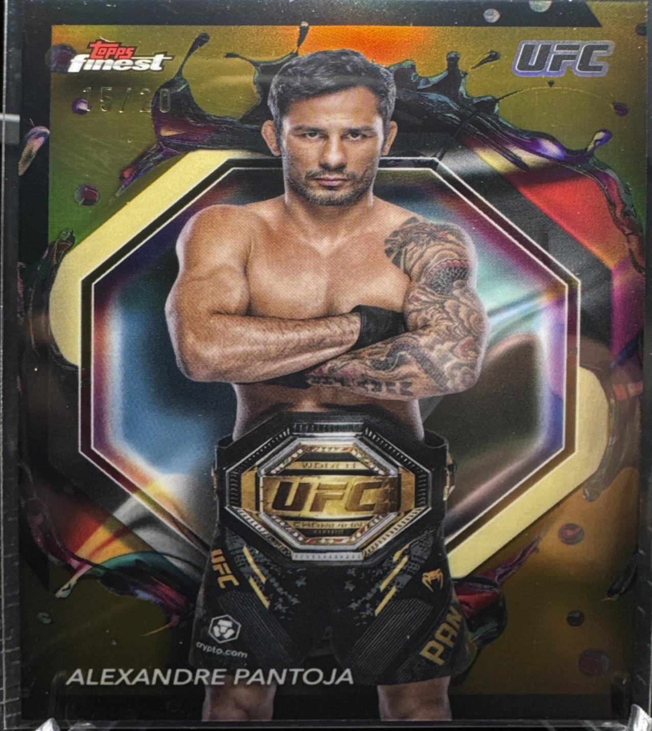Alexandre Pantoja 2024 Topps Finest UFC Base Rare #262 Gold Refractor