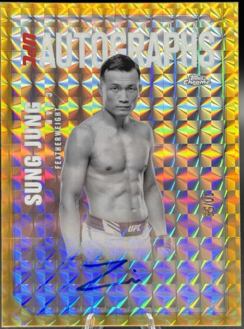 Chan Sung Jung 2025 Topps Chrome UFC Octagon Legends Autographs #OLA-CJ Geometric Gold Refractor